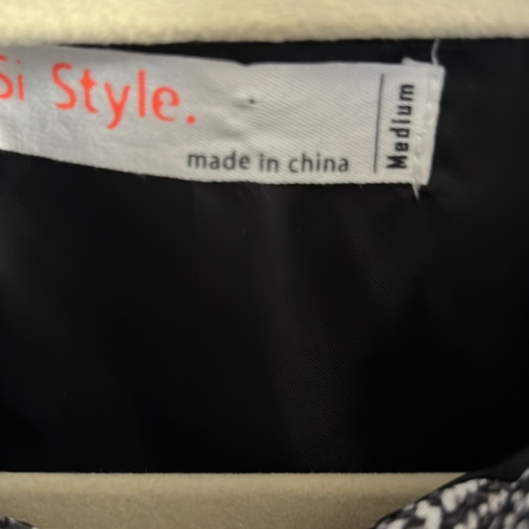 Women’s Houndstooth Vest - Picture 5 of 5